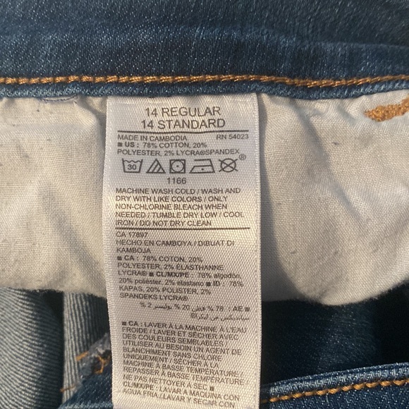 Jeans - Picture 5 of 5